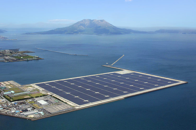 Kyocera-floats-mega-solar-power-plant-in-japan-designboom-01