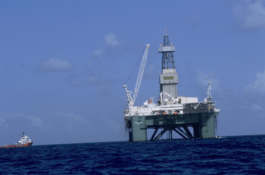 Plataforma petrolera offshore de Repsol. FOTO: Repsol