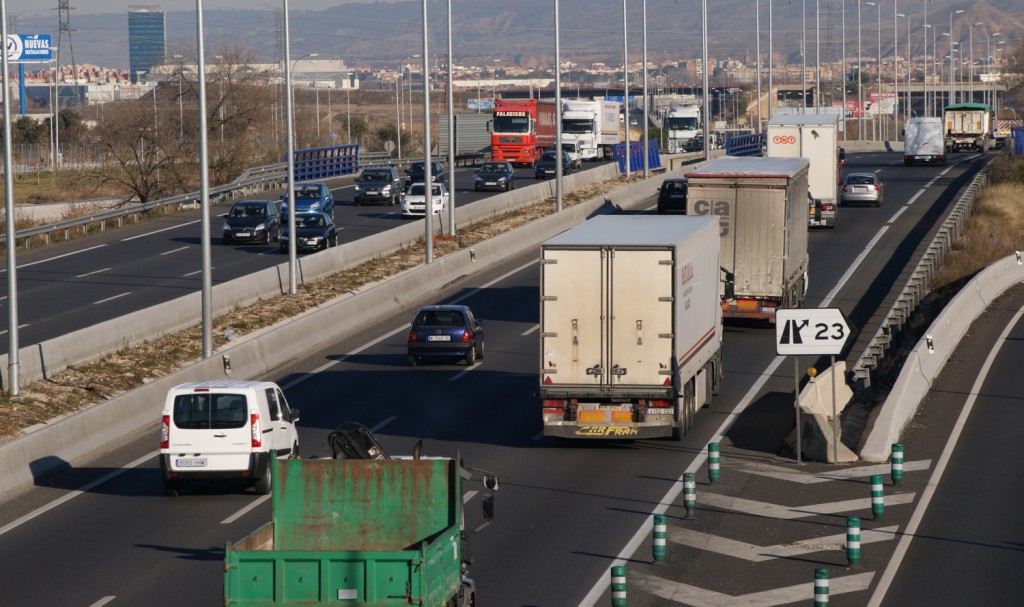 Los transportistas calculan que la recaudación asciende a unos 13.500 millones de euros.