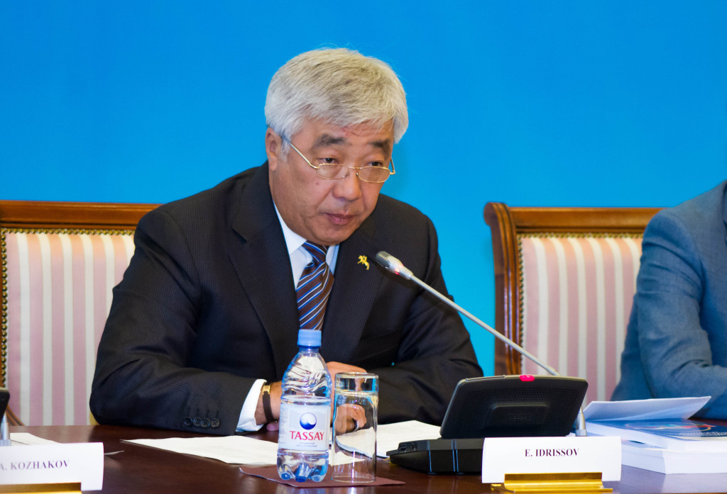 El ministro de Exteriores de Kazajistán,  Erlan Idrissov, copresidió el consejo de asociación. 