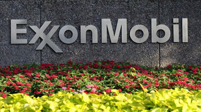 Los beneficios de ExxonMobil bajan un 50% en 2015 hasta 16.150 millones