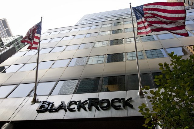 BlackRock eleva hasta el 5% su participación en Repsol