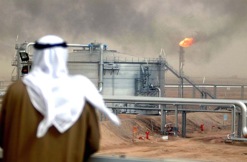 Arabia Saudí tiene un agujero en sus cuentas y quiere paliarlo con la OPV de Aramco.