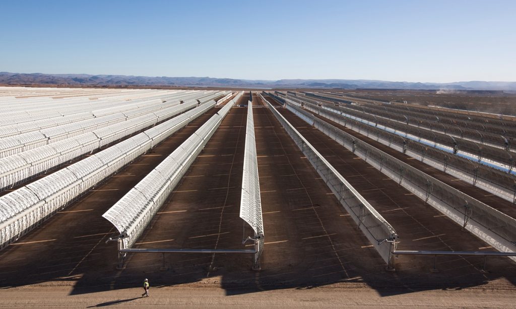 La primera fase de la planta Noor, en Uarzazate, teine 160 MW de potencia instalada.