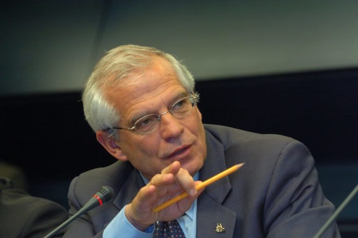 Borrell cree que la tensión en el mercado mundial del gas no es coyuntural