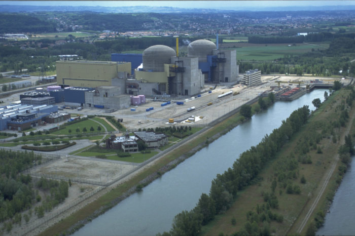 EDF reducirá la potencia de dos reactores nucleares este fin de semana por una nueva ola de calor