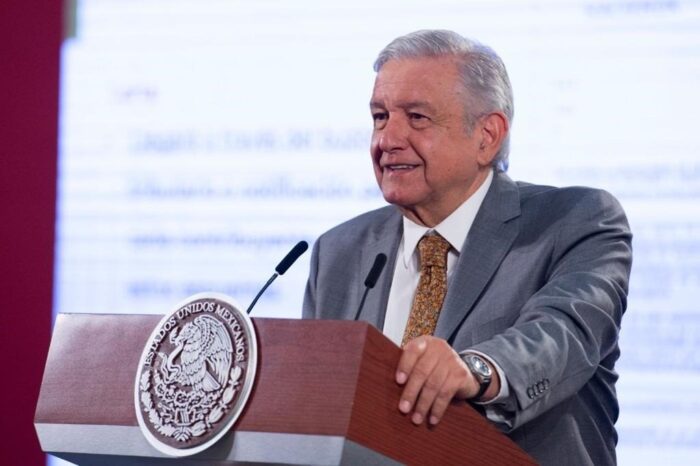 México aprueba la polémica reforma eléctrica de López Obrador