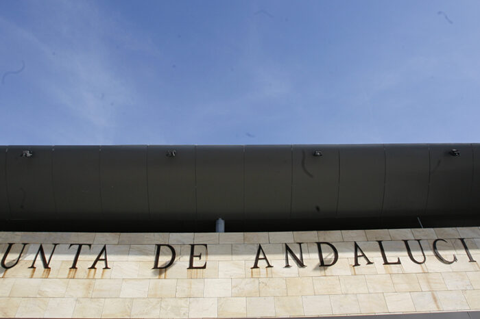 La Junta abre un expediente informativo a Endesa por cortes de luz en Granada