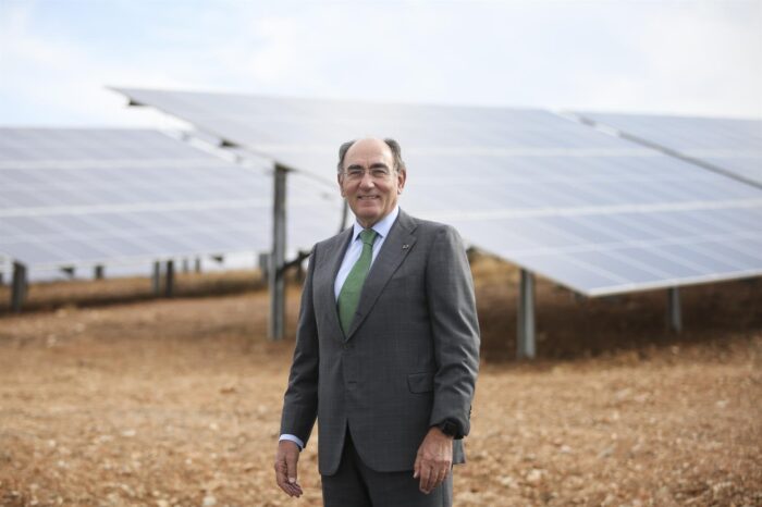 Iberdrola inicia la tramitación de dos nuevas plantas fotovoltaicas en Extremadura con 755 MW