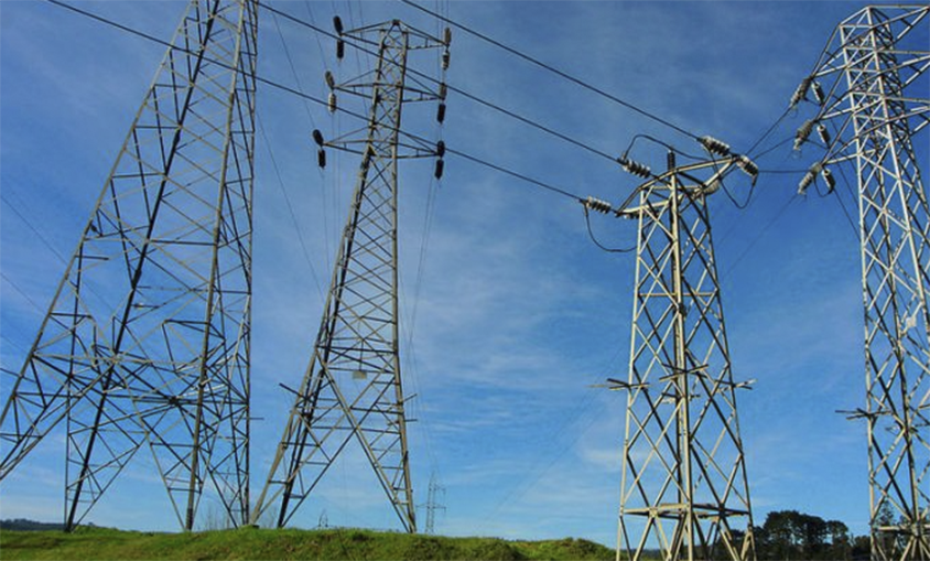 Torres de alta tensión de la línea eléctrica chilena