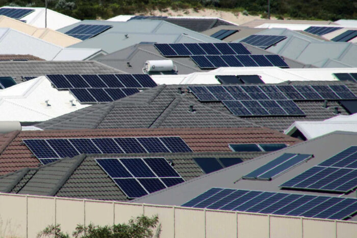 Australia establece un nuevo récord al superar los 3GW de solar en los tejados en 2021