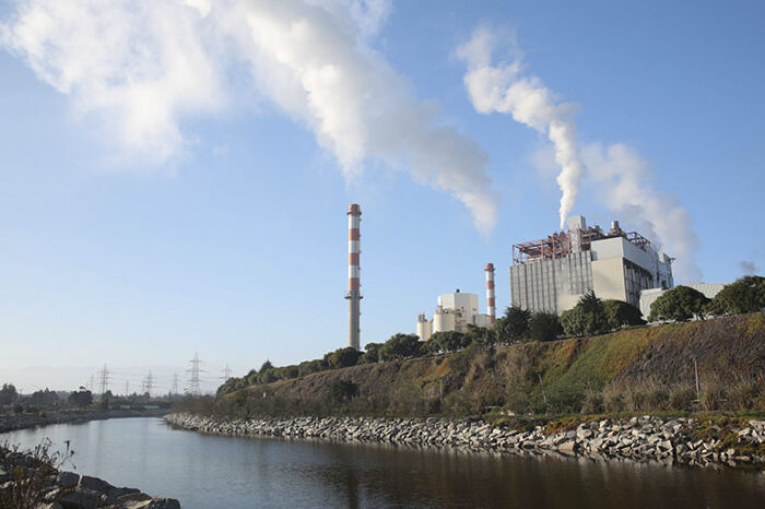Los diputados chilenos aprueban un proyecto que prohíbe las centrales de carbón en 2025