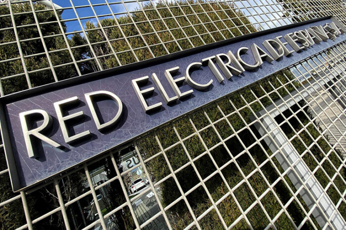 Red Eléctrica defiende la importancia del eje eléctrico de Andalucía oriental