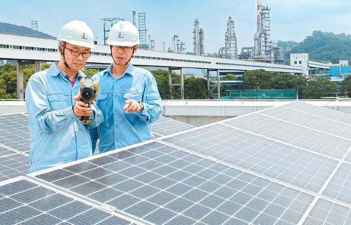 La china Sinopec inicia la construcción de la mayor planta de hidrógeno verde del mundo con energía solar