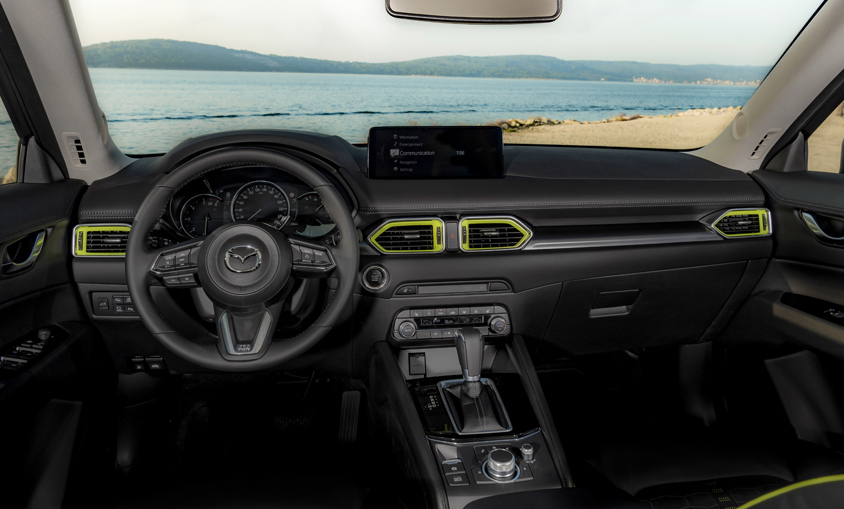 Mazda CX-5 2022 interior