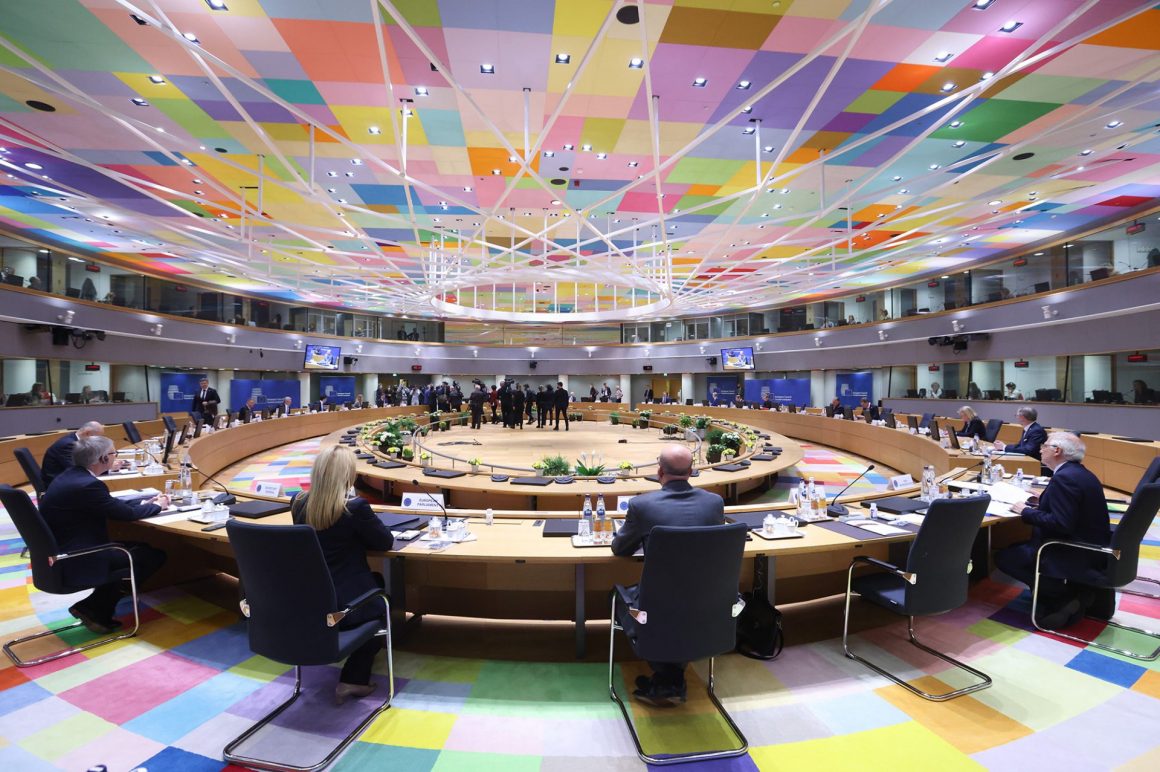 Sesión de trabajo de la primera jornada de la reunión del Consejo Europeo. FOTO: Pool UE