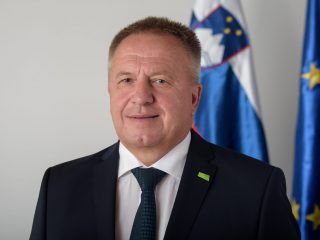 El ministro de Economía de Eslovenia, Zdravko Pocivalsek