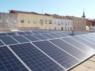 Planta de autconsumo solar de Iberdrola en una comunidad de vecinos de Madrid. FOTO: Iberdrola