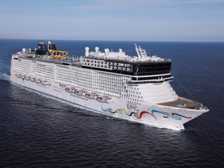 La naviera Norwegian Cruise Line Holdings busca la neutralidad en emisiones. FOTO: NCL