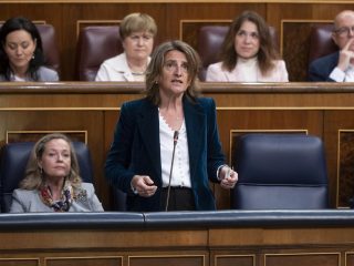Teresa Ribera, interviene en una sesión plenaria, en el Congreso de los Diputados, a 27 de abril de 2022, en Madrid (España). El pleno está marcado por las explicaciones. FOTO: Alberto Ortega - Europa Press