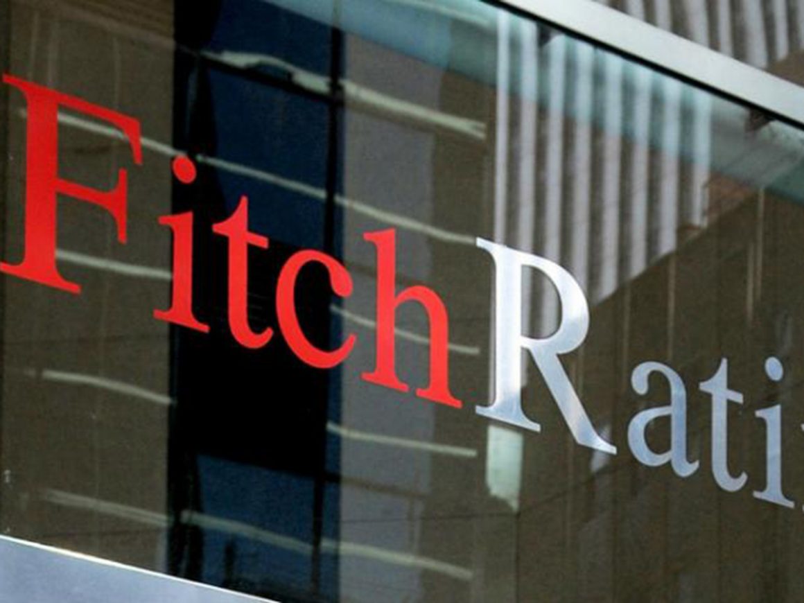 La agencia Fitch eleva el rating a la deuda eléctrica española.