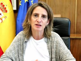 La vicepresidenta tercera y ministra para la Transición Ecológica, Teresa Ribera. FOTO: Europa Press