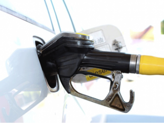 El consumo de combustibles para la automoción aumenta en España. FOTO: Aesae
