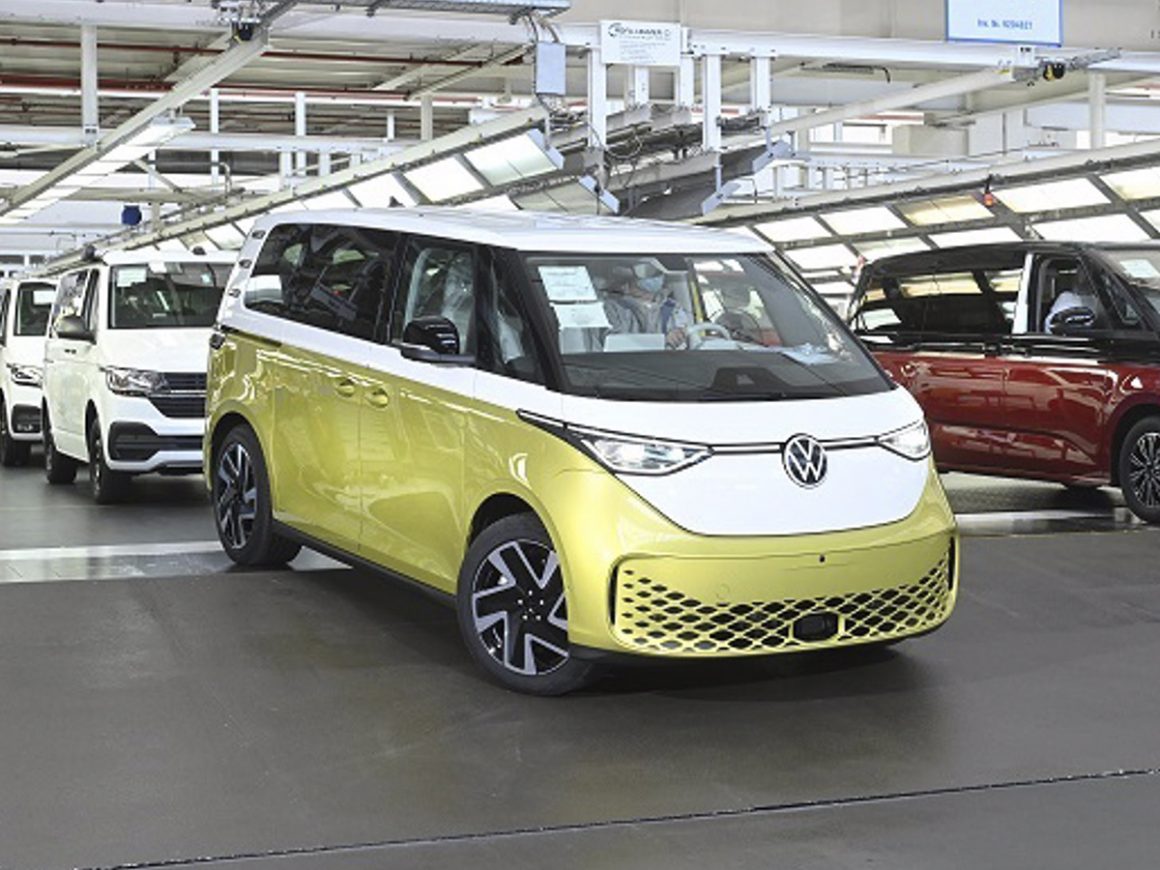La planta de Volkswagen en Hannover en Alemania empieza a producir el ID.Buzz Pro. FOTO: Niedersachsen