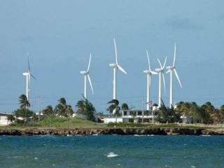 Parque eólico de Gibara, en Cuba.