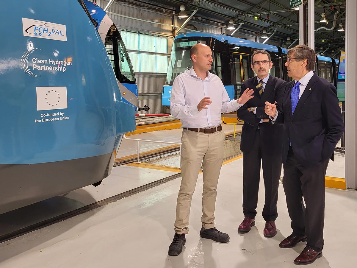 Resistente paquete paleta El Gobierno de Aragón cree que el transporte ferroviario impulsado por  hidrógeno "pronto será una realidad" - El Periódico de la Energía