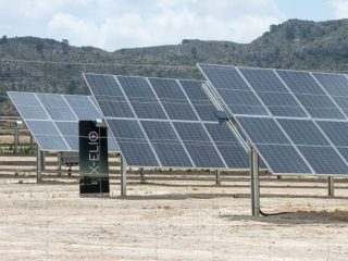 La fotografía pertenece a la planta solar fotovoltaica de 35 MWs de X-ELIO, Turroneros, en Alicante. FOTO: X-ELIO