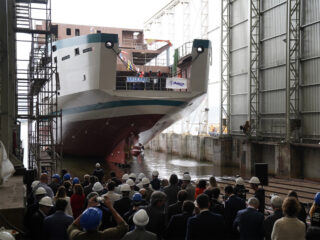 Imagen de la botadura del primer ferry eléctrico de España de Baleària. FOTO: Baleària