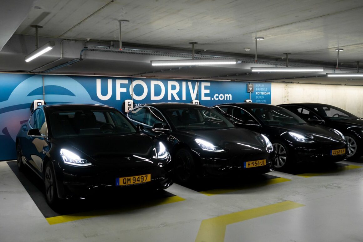 La empresa digital de alquiler de coches eléctricos Ufodrive desembarca en España. FOTO: Ufodrive