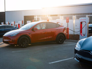 Supercargador de Tesla. FOTO: Tesla