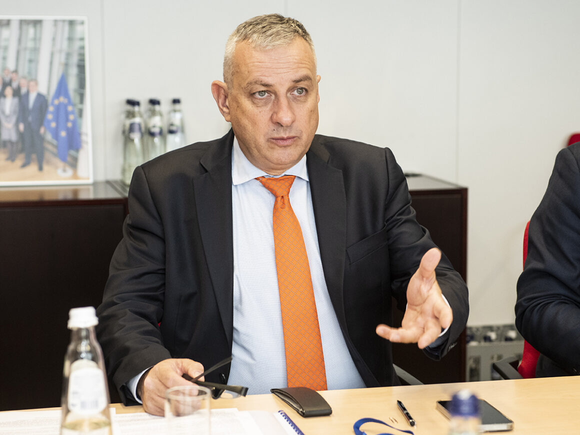 El ministro de Industria y Comercio, Jozef Síkela. FOTO: Lukasz Kobus