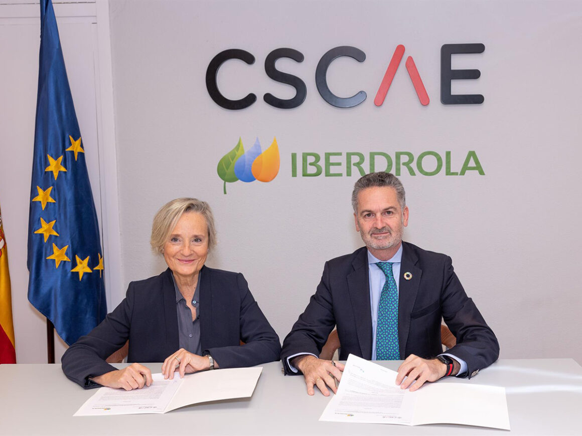 Marta Vall-llosera, presidenta del Cscae, y Alfonso Calderón, director comercial de Iberdrola España. FOTO: Iberdrola