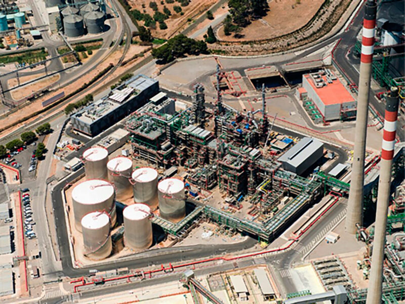 Vista aérea de la planta de Ilboc en Cartagena. FOTO: Repsol.