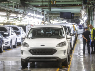 Varios vehículos en la fábrica de Ford en Almussafes, a 24 de octubre de 2022, en Almussafes, Valencia, Comunidad Valenciana (España). - Rober Solsona - Europa Press