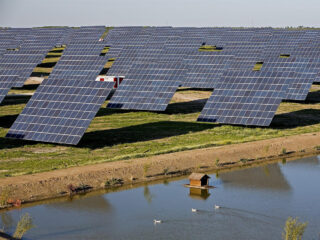 Instalaciones fotovoltaicas de Acciona Energía. FOTO: Javier Campos - TRYON
