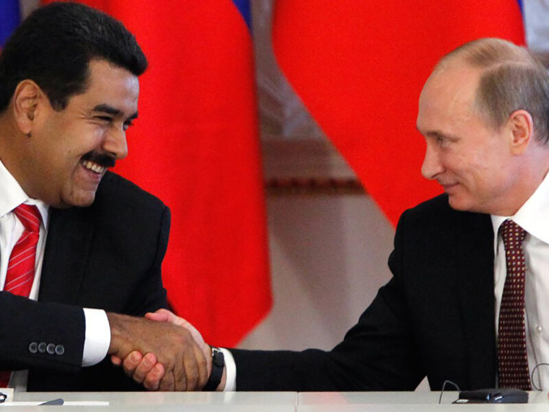 El presidente de Venezuela, Nicolás Maduro y el presidente de Rusia, Vladimir Putin.