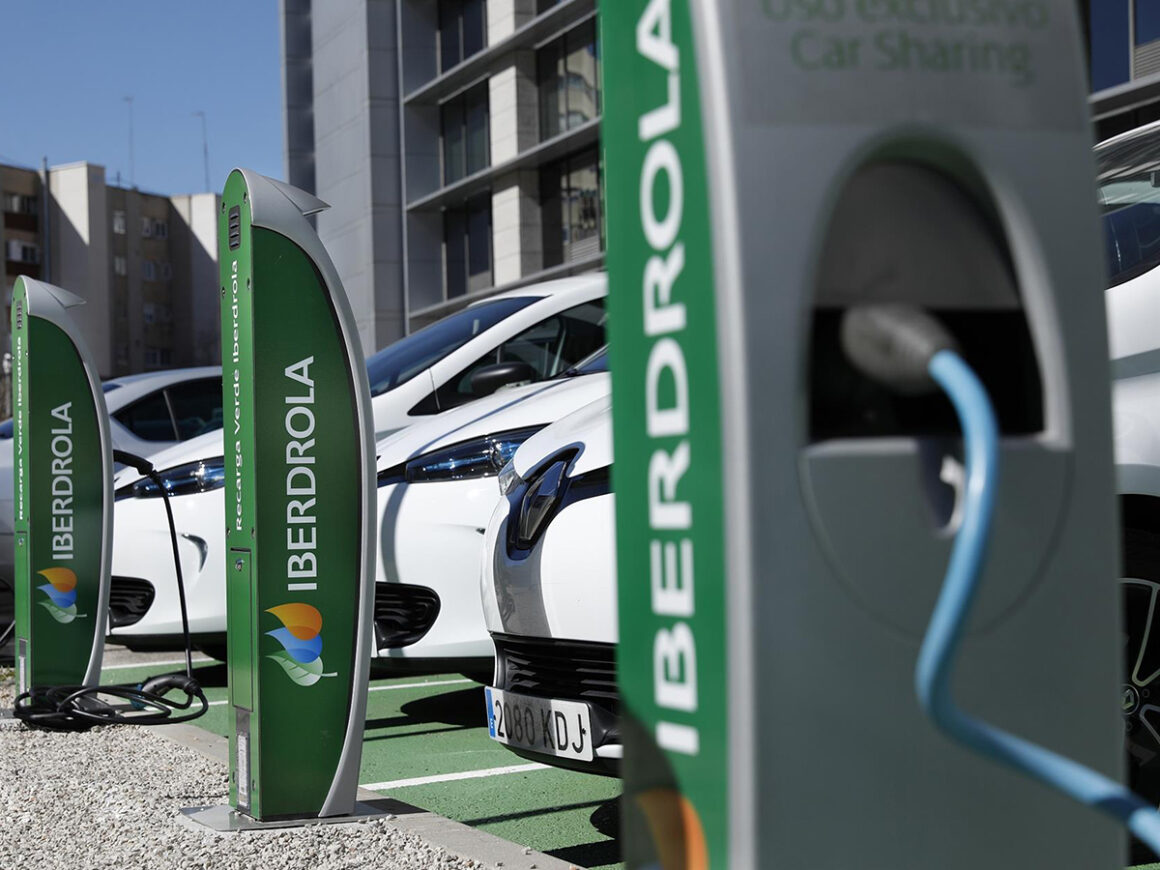 Puntos de recarga de vehículos eléctricos de Iberdrola. FOTO: Iberdrola