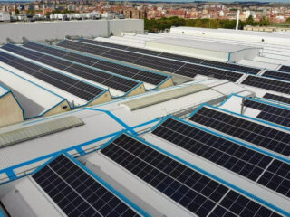 Autoconsumo fotovoltaico de Edison Next en una planta de Iveco. FOTO: Iveco