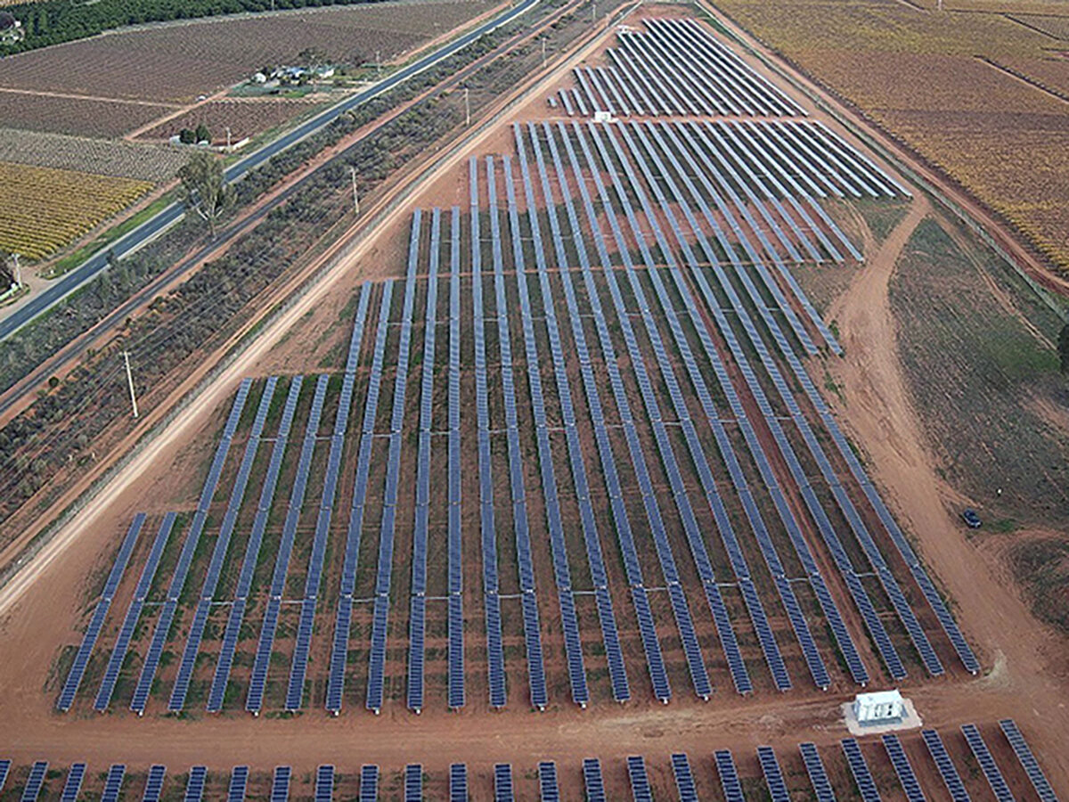 Una planta fotovoltaica de PVH en la Comunidad Valenciana. FOTO: PVH