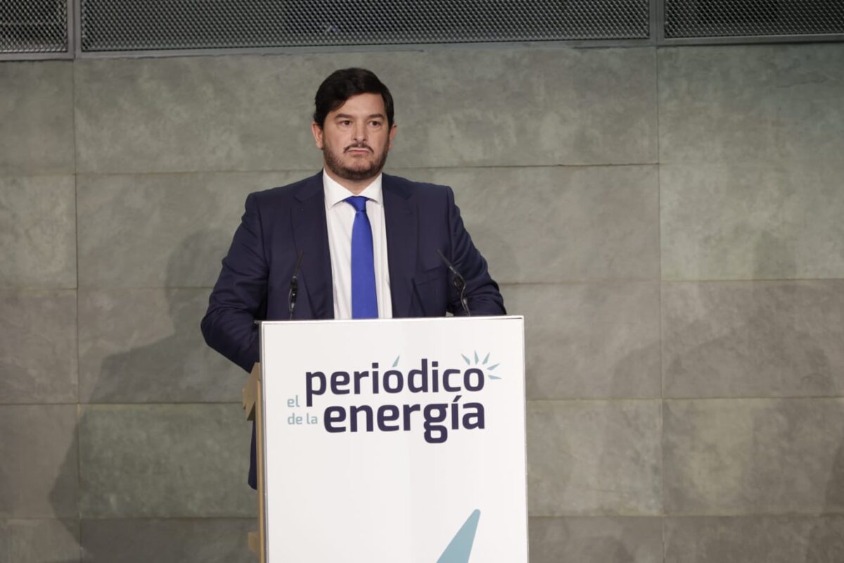Ramón Roca, director de @El Periódico de la Energía, da la bienvenida y felicita a todos los candidatos de los #PremiosEnergia23